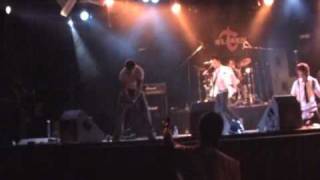 The Soubar destrozando guitarra (punk-Rock)