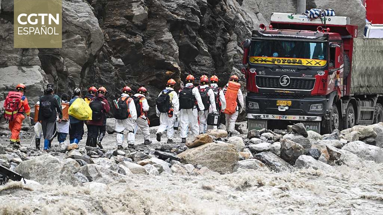 Al menos 31 muertos y 531 desaparecidos tras el deslizamiento de tierra en el puerto de Gyirong