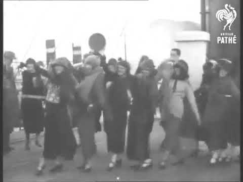 'London Revue 1924' leave the port of Southampton on the RMS Aquitania to Brighten America!