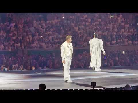 Backstreet Boys - Shape Of My Heart/I Want It That Way (Into The Millennium, D&uuml;sseldorf, 30.09.2026)