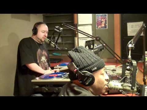 Showoff Radio - Dj Premier Talks About Being On Twitter And The State Of Hiphop
