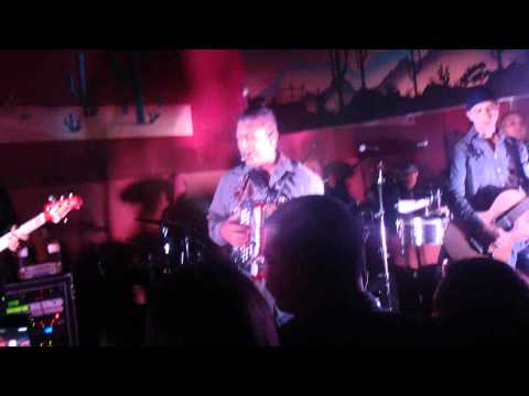Jaime Y Los Chamacos live @ Tejano Ranch-Como Periquitos-Austin, TX 2011