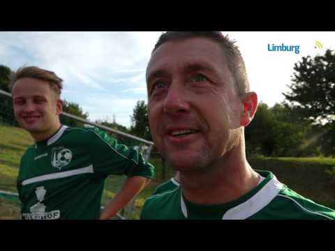 Eerste Extreem Bergdorpjes Voetbal wedstrijd van Nederland in Vijlen