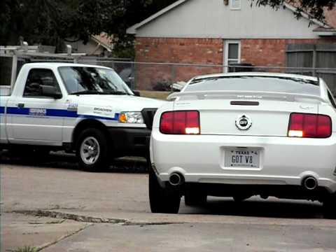 2005 Mustang Gt (Pypes Muffler Deletes and Mac Shorty Headers)