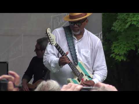 Toronzo Cannon “Walk It Off” Chicago Blues Fest 2019