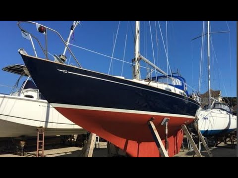 Full Yacht Tour - 1972 Contessa 26 - £12,500 (She has crossed the Atlantic)