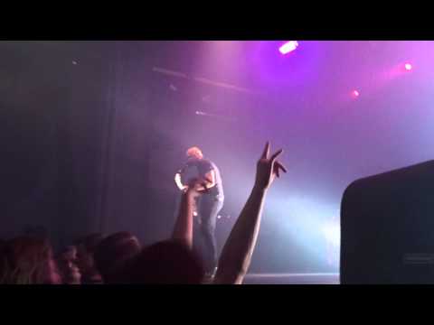 Videoclip de Gonna Be A Fight Tonight (Live) — Danko Jones