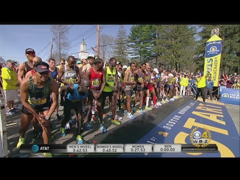 2017 Boston Marathon Elite Men's Race Start