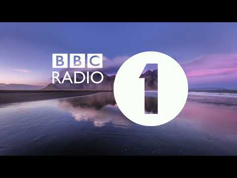 Radio 1's Drum & Bass Show - with Charlie Tee: New R1 Remix with Mollie Collins!