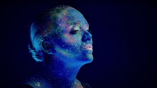 Videoklip: Lucie Vondráčková - Milování s textom piesne Videoklip Lucie Vondráčková - Milování s textom piesne