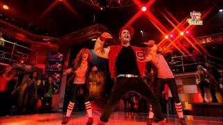 Shake it up: ¡Ponte a Bailar! Not too young to feel this way | Disney Channel Oficial