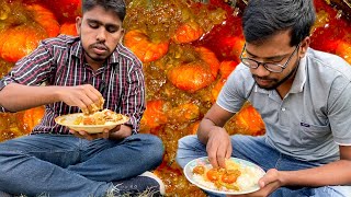 Download lagu Eating Lunch(Rice Spicy Prawn Curry) With Friends at Salimullah Hall DU mp3