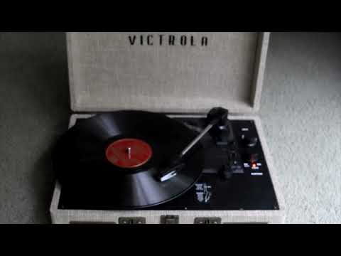 Kay Kyser, Ac-Cent-Tchu-Ate the Positive.