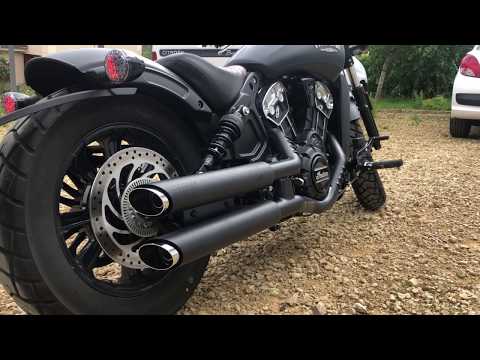 INDIAN SCOUT BOBBER VANCE & HINES TWIN SLASH 3 INCHES WITH QUIET BAFFLES