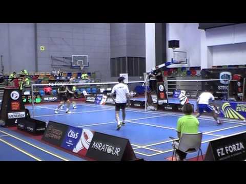 MMČR badminton 2015 - Baptiste Careme Ronan Labar - Zvonimir Durkinjak Zvonimir Hoelbling třetí set