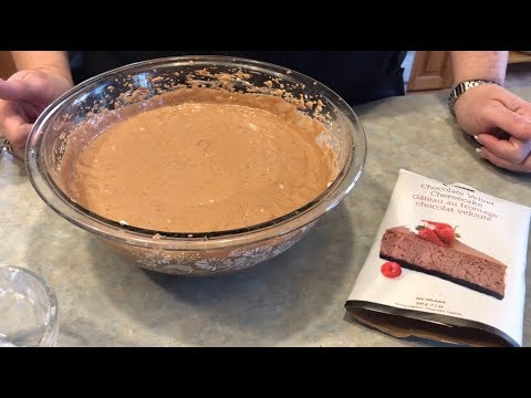 Preparing EPICURE Gluten Free Chocolate Cheese Cake with Leanne Penney