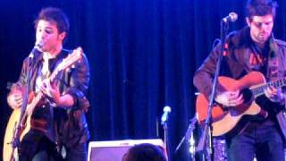 Kris Allen-Before We Come Undone (Acoustic)