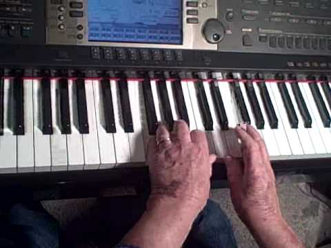 Alberti Bass - Classical Piano Technique