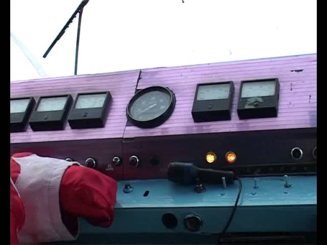 На линии – новогодний трамвай