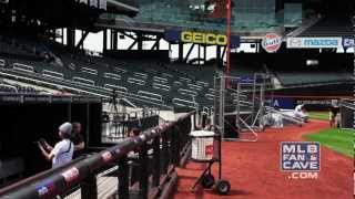 Buck Showalter Pranks Orioles Pitcher Darren O'Day