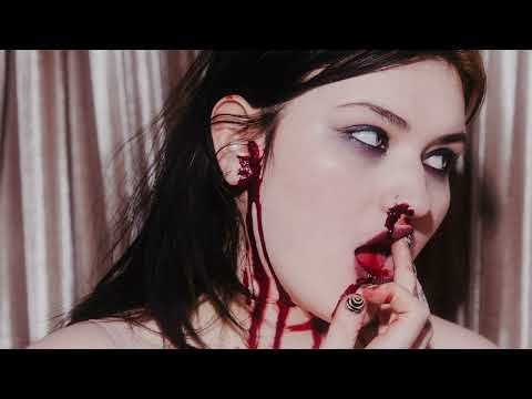 Video thumbnail for everybody hates me