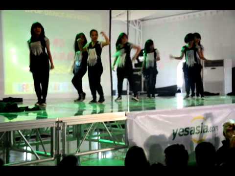 KISS U (Debut Stage @ KFEST 2)