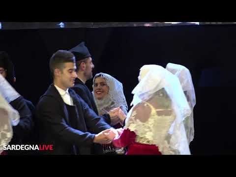 Il Gruppo Folk “Tuffudesu” di Osilo alla Cavalcata Sarda 2019