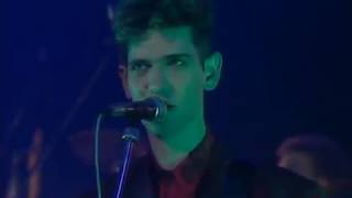 Alaska Y Dinarama - Crisis (En Directo)