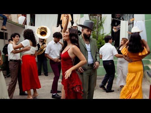 Carin Leon and K A C E Y M U S G R A V E S