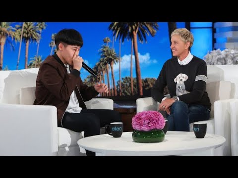 韓国のビートボクサー「ビッグマン」テウン・ユンがエレンを喜ばせる (Korean Beatboxer 'Bigman' Daeung Yun Wows Ellen)