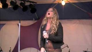 Savannah @ Rose Festival - "Fighting For My Life"