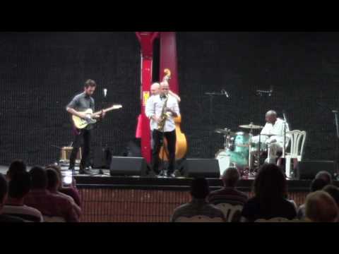 Miguel Zenon presents Caravana Cultural - Tribute to Sonny Rollins (Strode Rode)