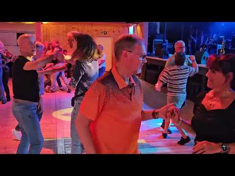 Storms never last med Steinar Engelbrektson Band på Lavvotunet Dokka Camping Dansnytt Tor Nybakken