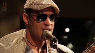 Raul Midón - I Can't Love You - Audiotree Live