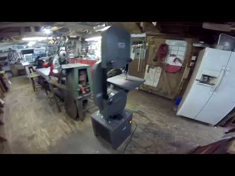 Central Machinery 14 inch woodworking bandsaw. Review