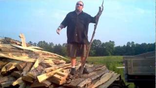 preview picture of video 'how to get free wood for your haunted house horror fields nchaunts corn stalkers free wood'