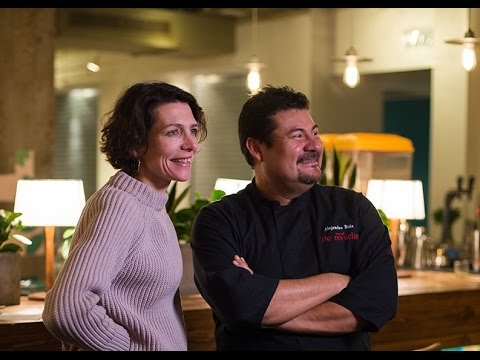 Roast tomato molcajete salsa - Thomasina Miers and Alejandro Ruiz