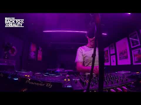 4TTF Radio Show Live w/ Seamus Haji - Defected Back To Reality