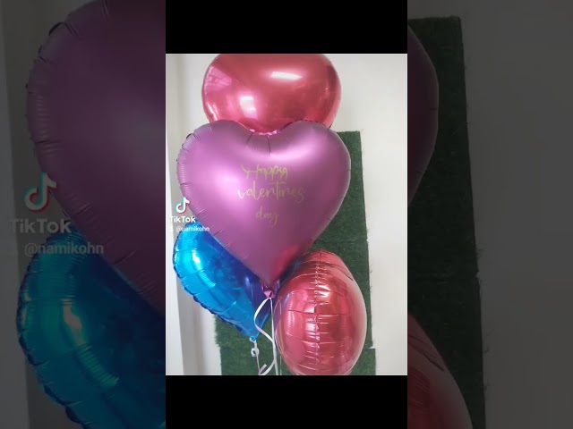 Vídeo relacionado con Kit Romántico de Globos, Globo Love XXL, 6 Globos Helio Corazón Rojo,4 Globos de Confeti,10 Globos de látex Decoración Romantica Día de San Valentín Bodas Nupcial Aniversario y Compromiso
