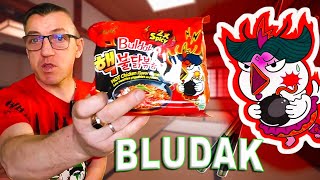 А мы всё Блудаки едим с тобою. Почему так на? А потому что не могём третий найти и вохъесть его блин. 
Если не ошибаюсь, но в России это самая острая лапша быстрого приготовления для варки? Ежели кто знает более острую, не держи в