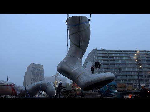 Iedereen is dood behalve wij - Mels van Zutphen