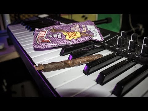 download lagu mp3 mp4 Smoking Weed Making Beats, download mp3 Smoking Weed Making Beats free downloadn, video klip Smoking Weed Making Beats