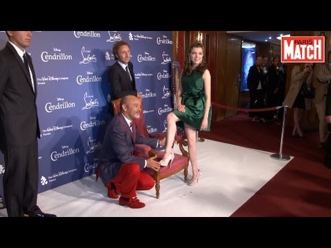 download lagu mp3 mp4 Louboutin Pantoufle De Verre, download lagu Louboutin Pantoufle De Verre gratis, unduh video klip Louboutin Pantoufle De Verre