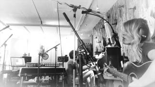 The Common Linnets – When I Call Your Name (Forever Country Cover Series)