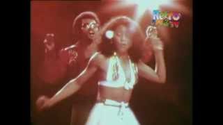 Jesse Green - Nice and slow (retro video with edited music) HQ