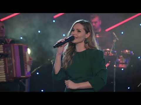 Elena Andonovska i Grupa Molika - Tam deka ima visoki cardaci (New Year Show 2022)