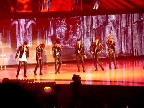 Beast - Fiction (+Special Stage with Pianist Lang Lang) @ MAMA 2011 (Singapore) Part 1