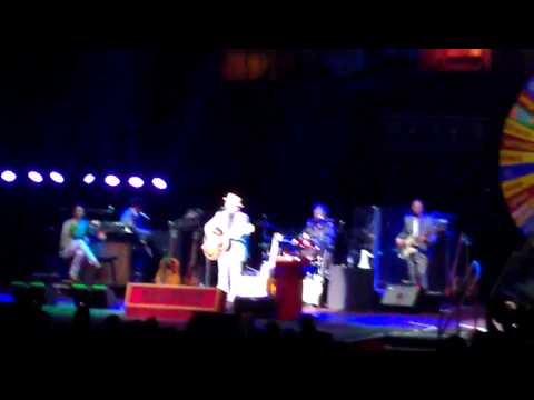 Videoclip de Stations Of The Cross — Elvis Costello