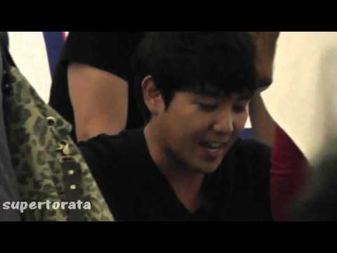 120831 KANGIN　SuperJunior 　SPY　Fansign  at Times Square