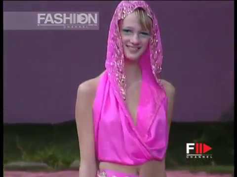 "Emanuel Ungaro" Spring Summer 2001 Paris 3 of 5 Haute Couture by FashionChannel